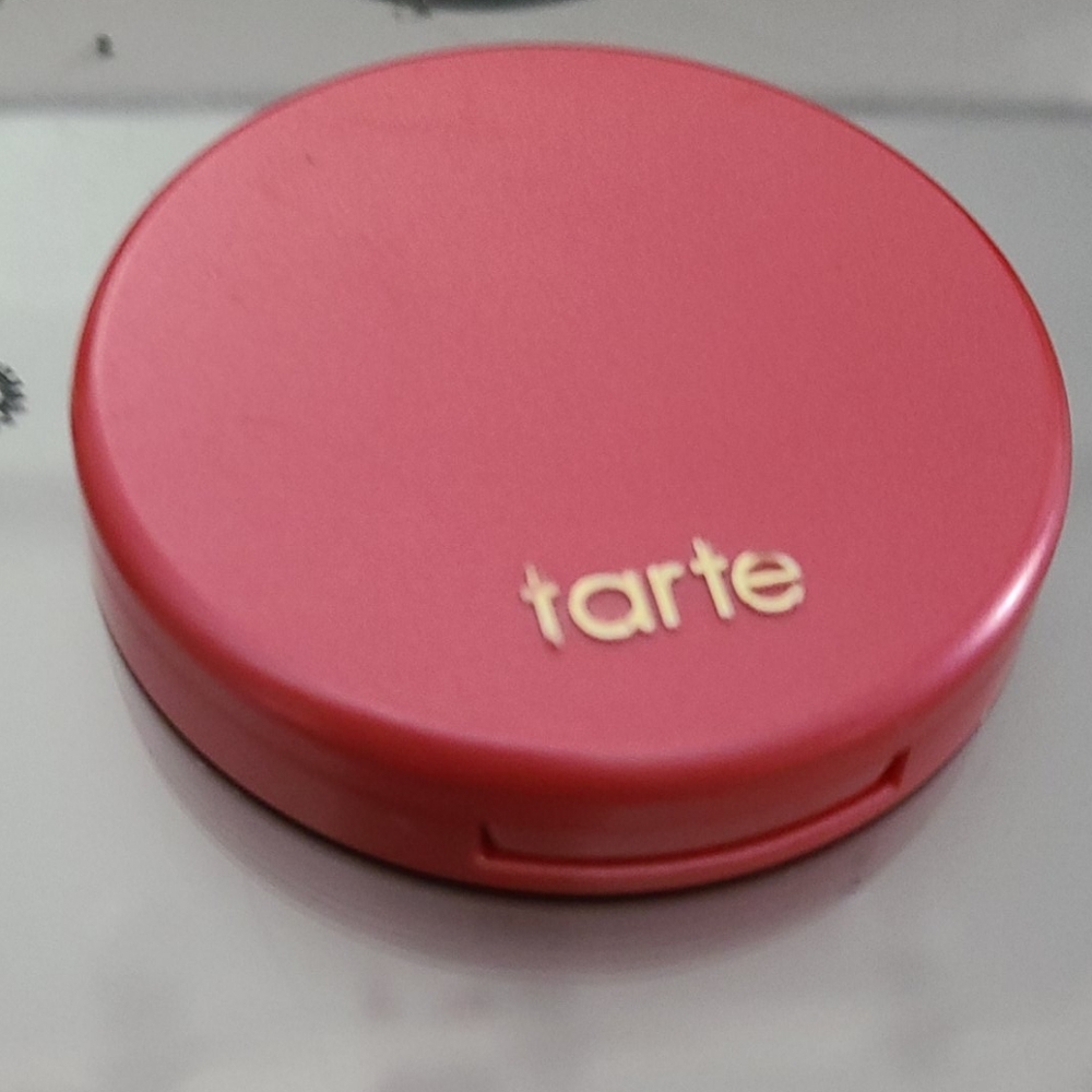 Tarte blush